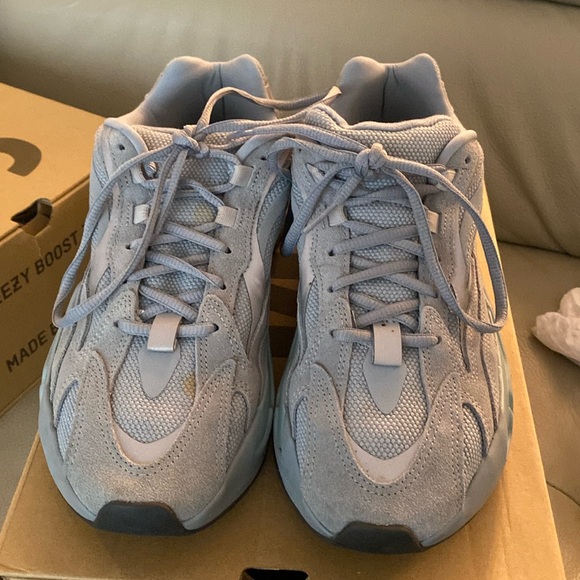 700 hospital blue yeezy